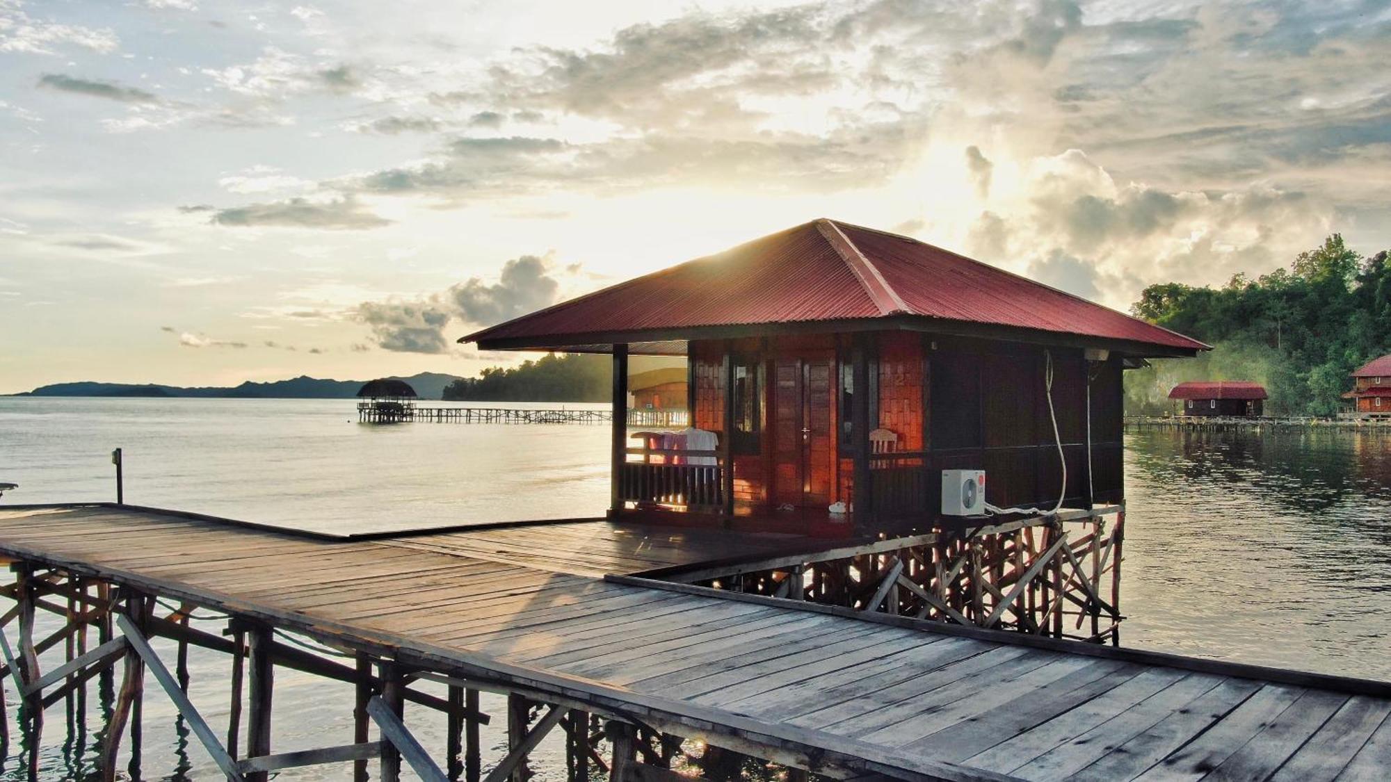 Coriana Dive Resort Waisai Luaran gambar